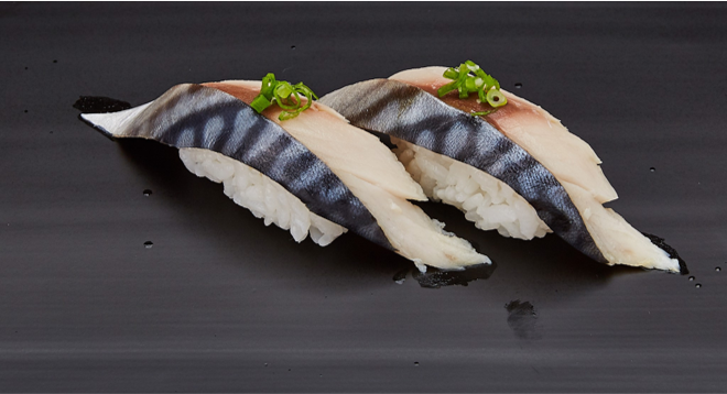 Yaki saba nigiri sushi king